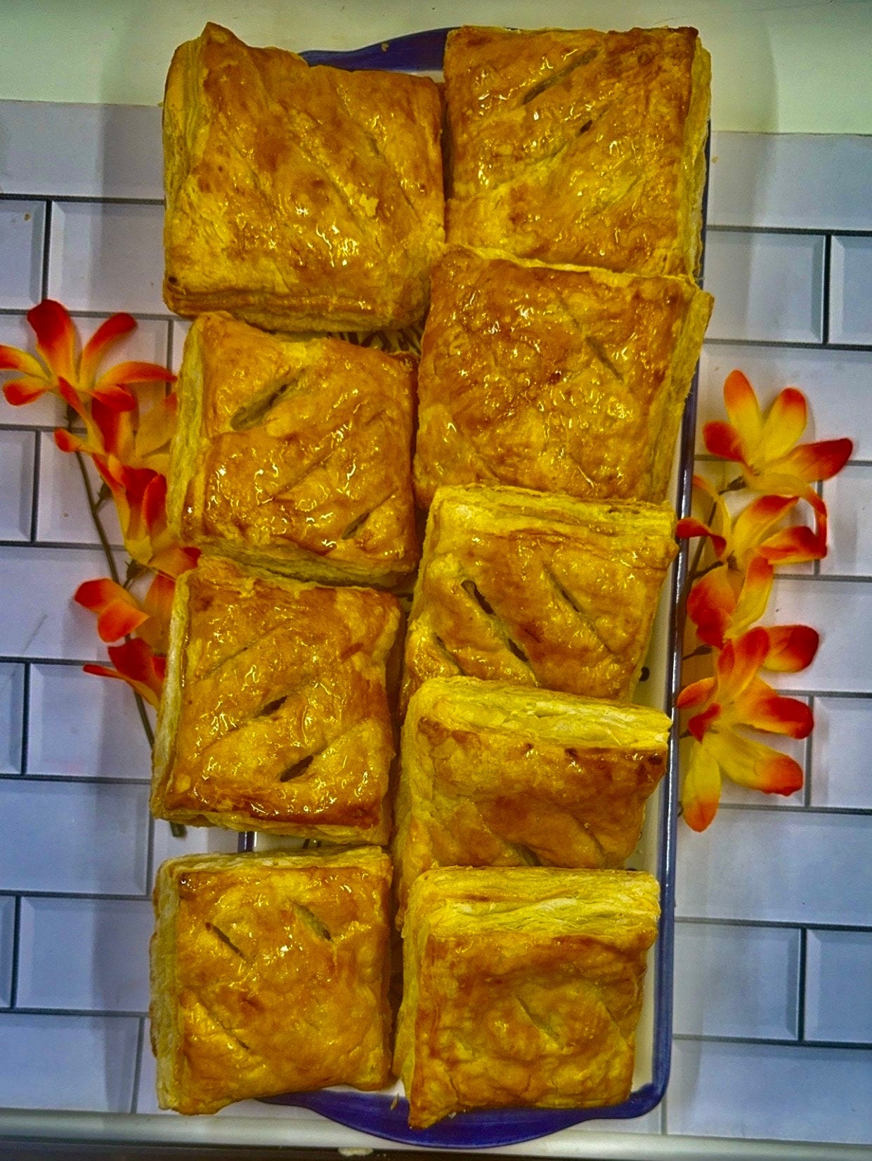 Guava Pastries / Pastelitos (Consists of 9)