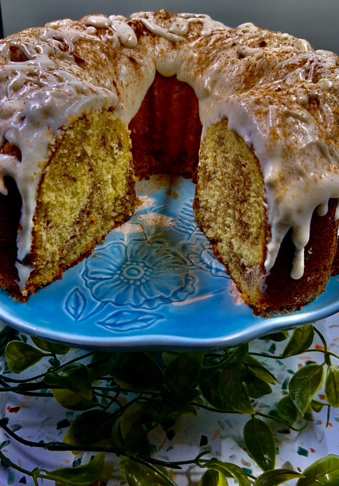 Cinnamon Roll Bundt Cake