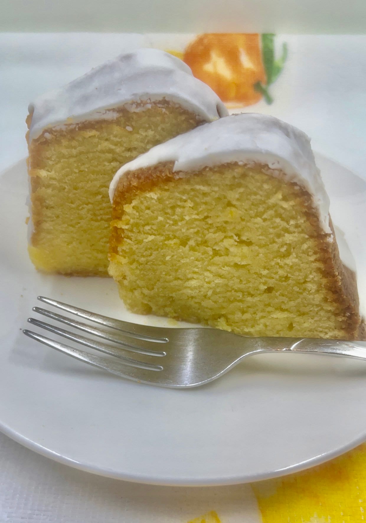 Lemon Sour Cream Pound Cake