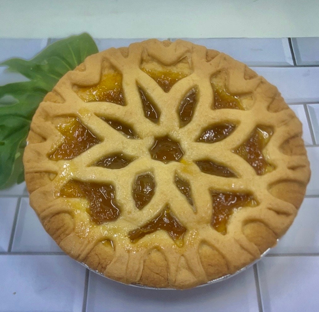 Virgin Island Passion Fruit/ Mango Tart (6 inch)