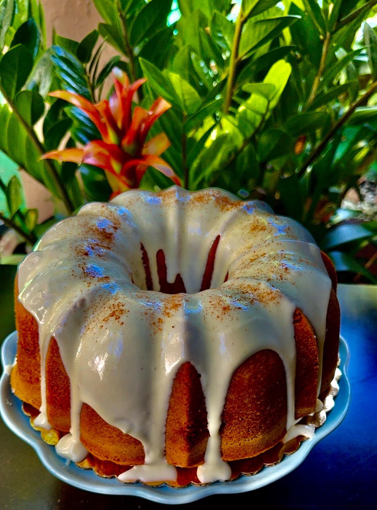 Cinnamon Roll Bundt Cake