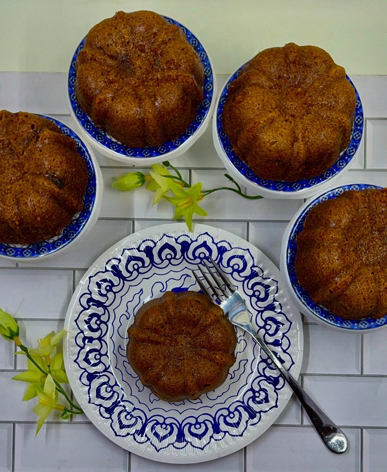 Mini Carrot Bundt Cakes ( with Cream Cheese Frosting )