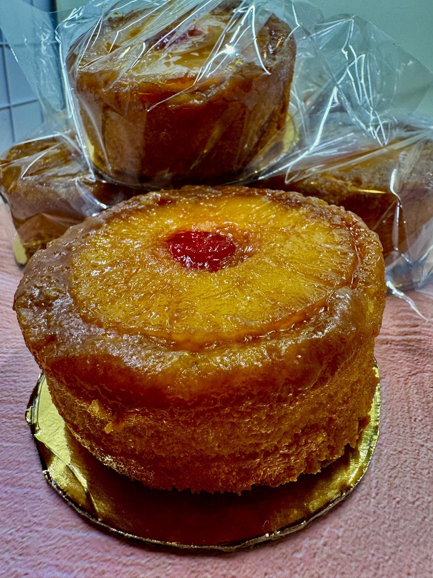 Individual Pineapple Cake ( Consists of 8 cakes)